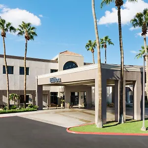 Hilton Airport United States
